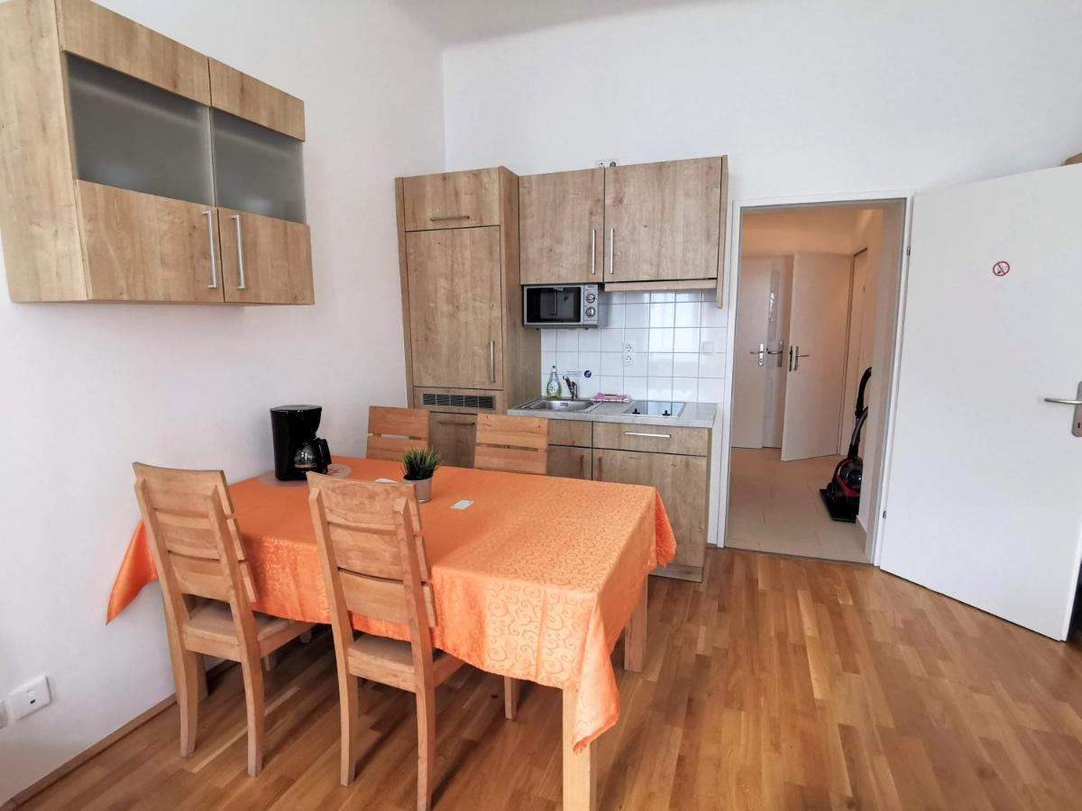 Hellwagstraße Appartement