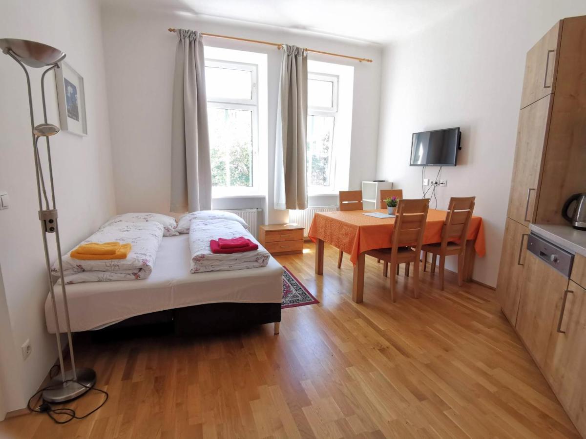 Hellwagstraße Appartement *