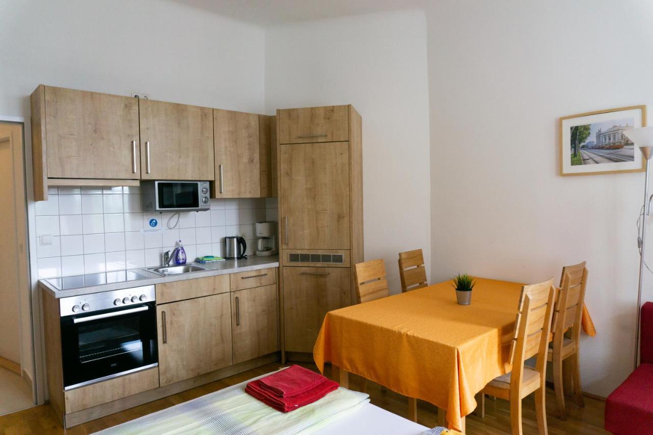 Hellwagstraße Appartement *